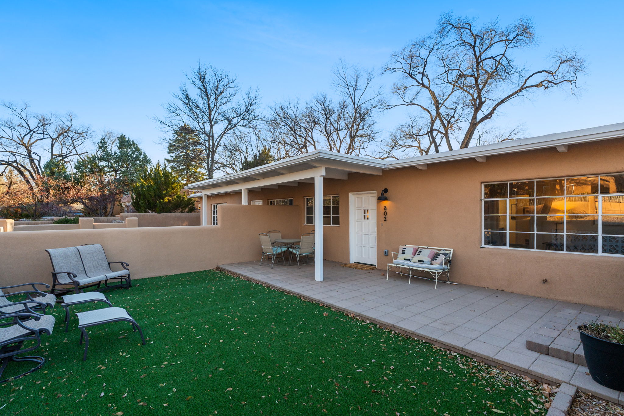 Enjoy Santa Fe''s perfect weather in your private outdoor oasis