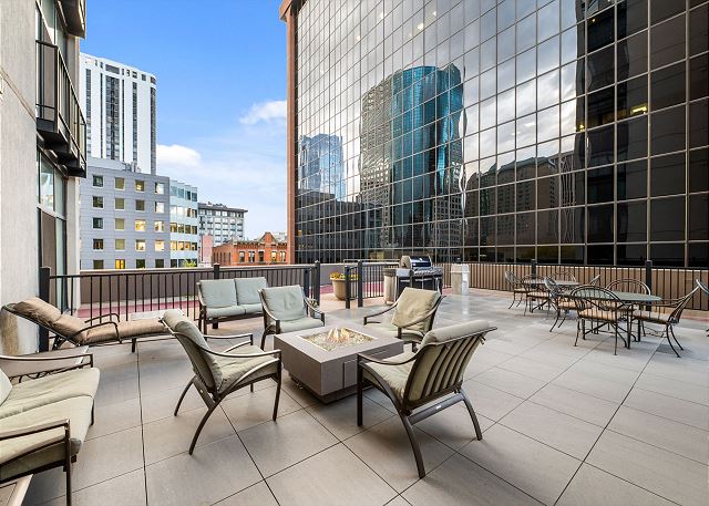 Bright 3BR Luxury Condo | 30-Day Minimum | Heart of LoDo 2