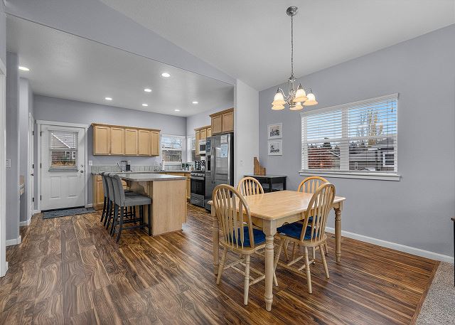 New Listing! Mountain Views ~ Dog Friendly ~ Fireplace ~ Fenced Yard! 10