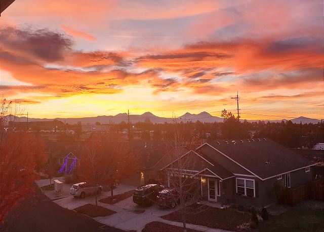 New Listing! Mountain Views ~ Dog Friendly ~ Fireplace ~ Fenced Yard! 3