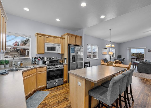 New Listing! Mountain Views ~ Dog Friendly ~ Fireplace ~ Fenced Yard! 9