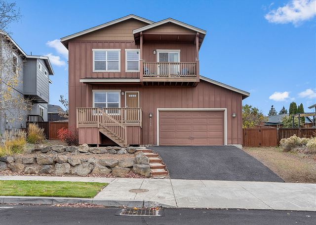 New Listing! Mountain Views ~ Dog Friendly ~ Fireplace ~ Fenced Yard!