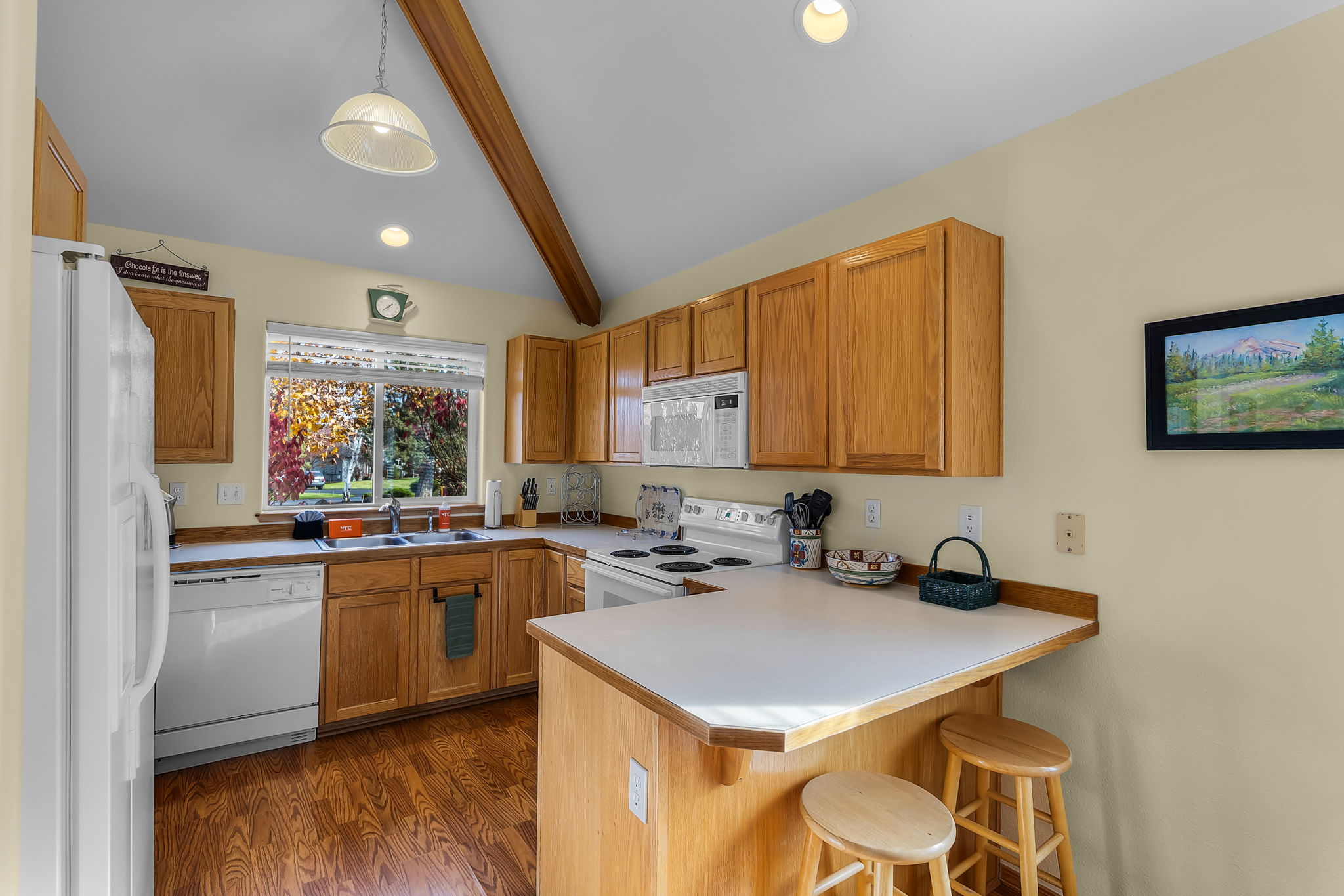 New! Eagle Crest Retreat | 3BR Townhome w/ Resort Access—Pet Friendly | Photo 7