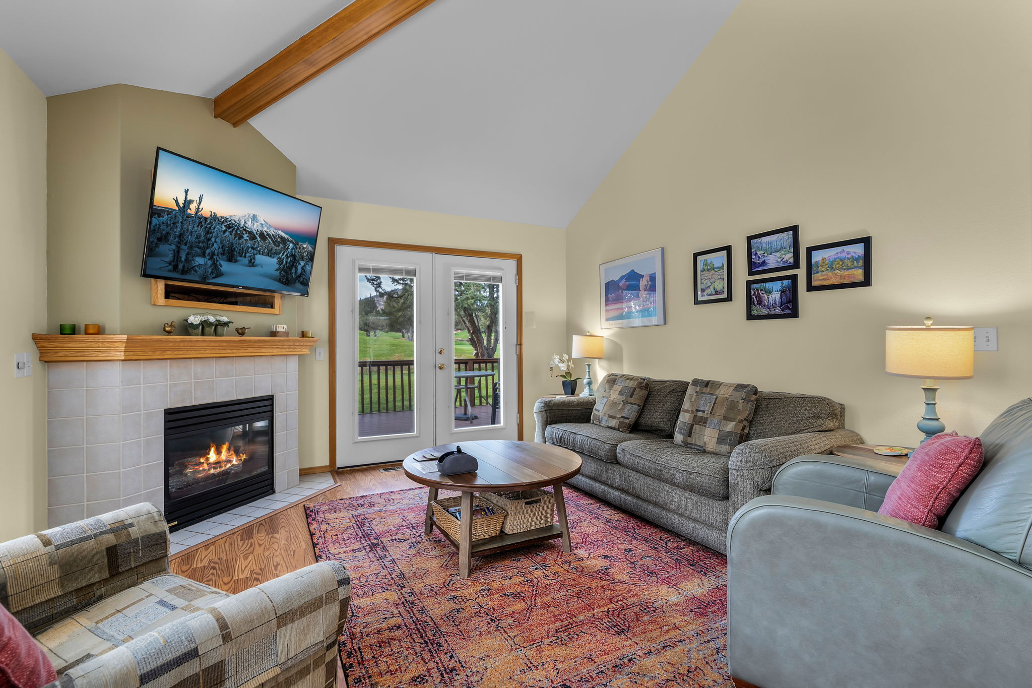 New! Eagle Crest Retreat | 3BR Townhome w/ Resort Access—Pet Friendly | Photo 2