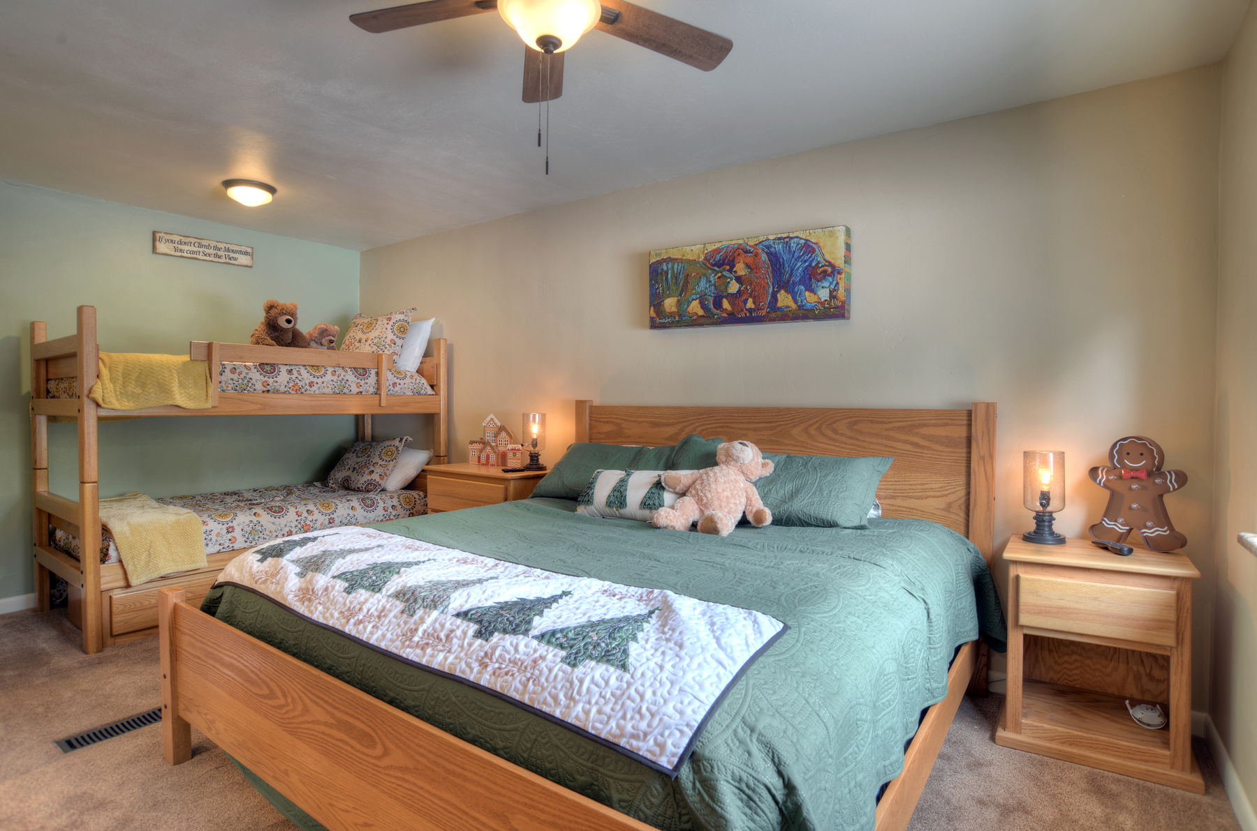 Bedroom 2: King bed with twin-over-twin bunk bed, ensuite bathroom, and Smart TV. Perfect for families on Level 4.