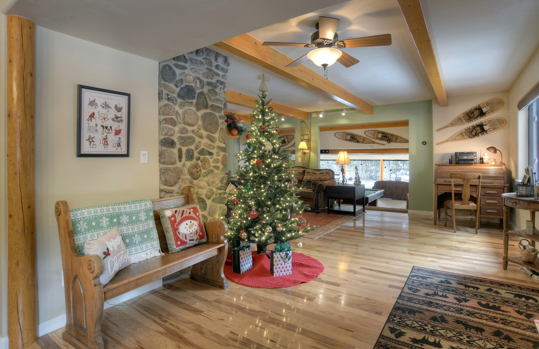 Bar and lounge space just off the great room for gathering with the whole group.