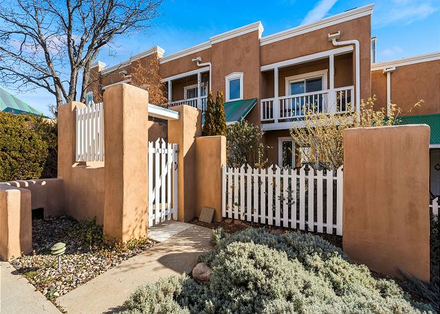 New Listing! Perfect Extended Stay | Balcony | Stroll to Plaza 2