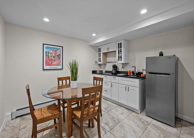 New Listing! Minutes to Pearl St | Boulder Retreat | Amazing Views 9