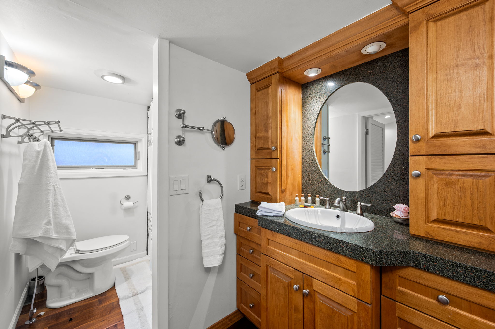 New Listing! Minutes to Pearl St | Boulder Retreat | Amazing Views | Photo 34