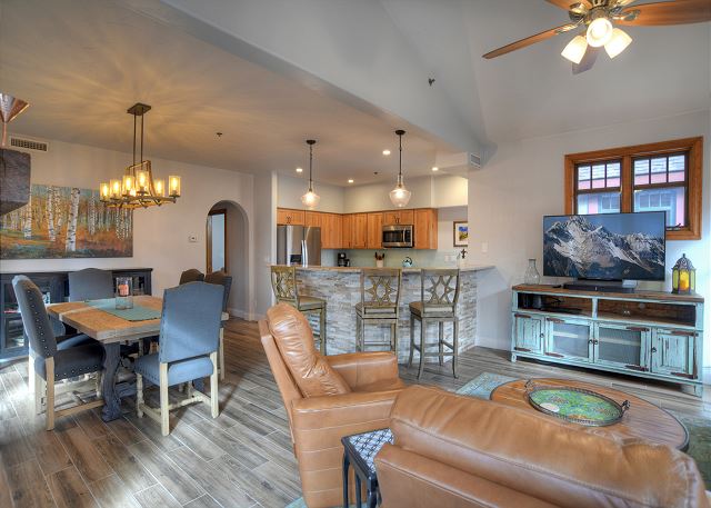 30+ Day - Updated Condo in Downtown Durango - Walk to Main St. - AC/Deck/BBQ 6