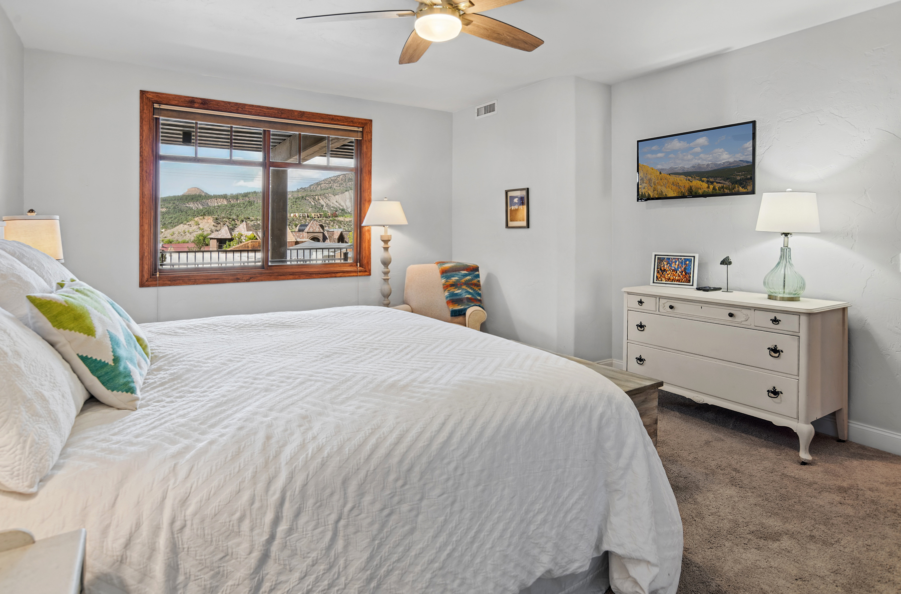 Master Bedroom - King and TV
