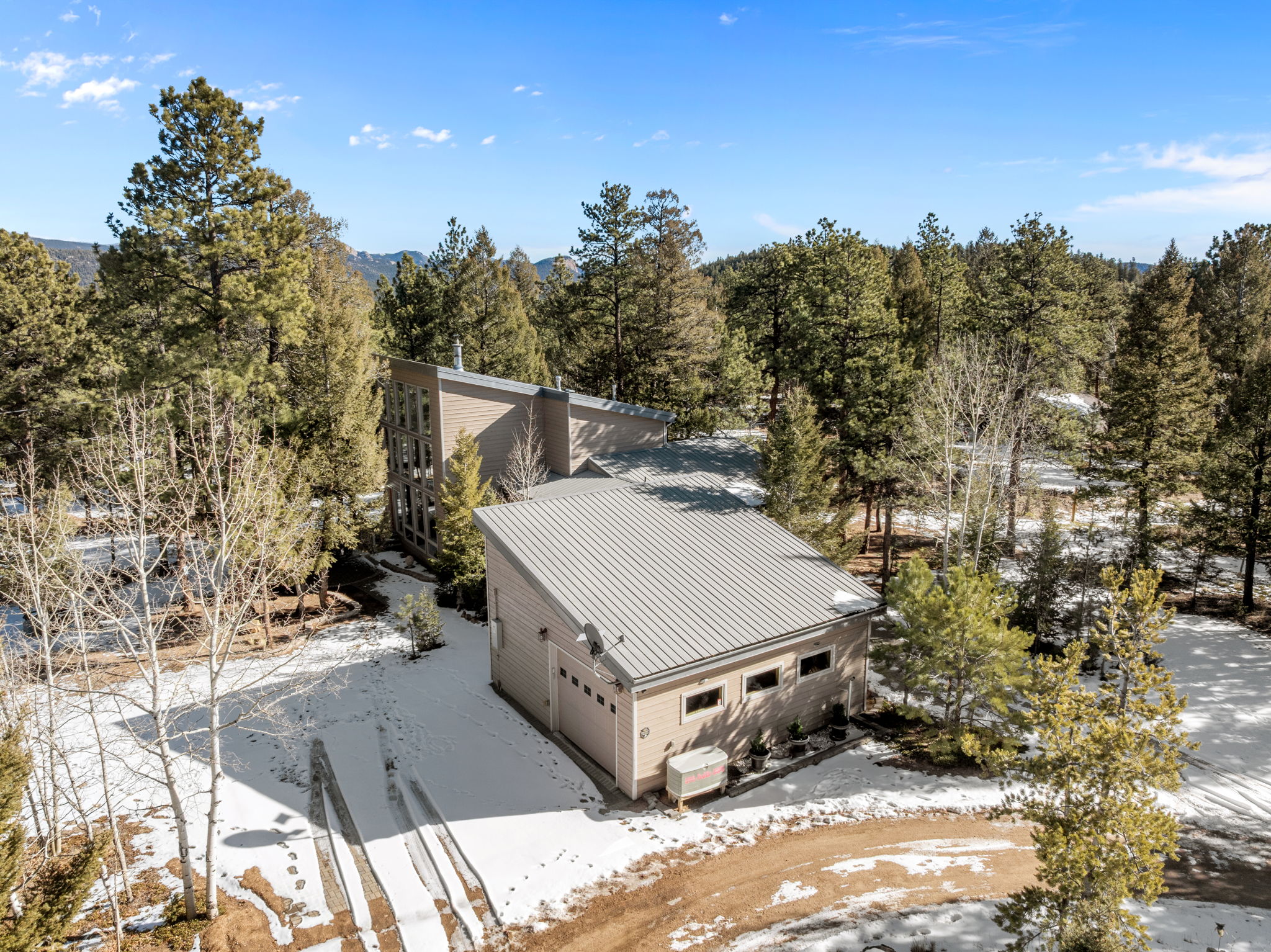 Stillwood Retreat | Gym | Hot Tub, Game Room & Scenic Trails | Photo 43