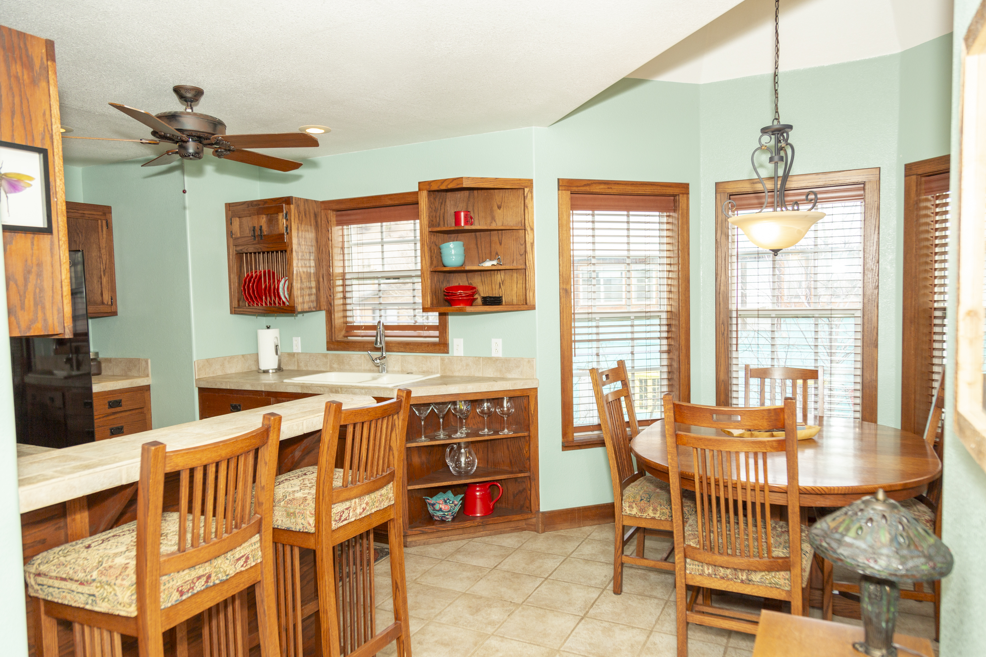 New Listing! The Dusty Rose Inn | Victorian-Style | Main St Stay | Photo 13