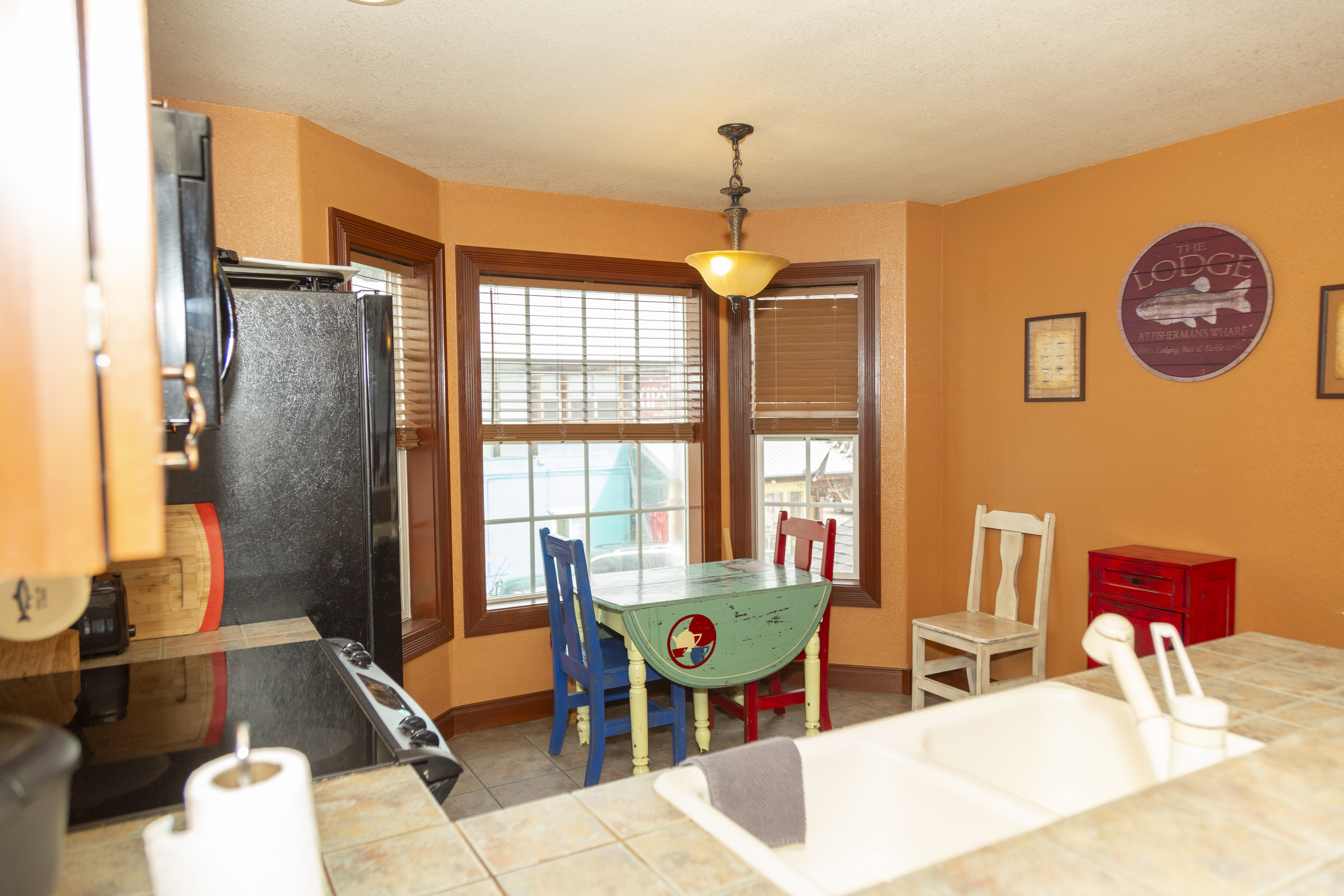 New Listing! The Dusty Rose Inn | Victorian-Style | Main St Stay | Photo 62