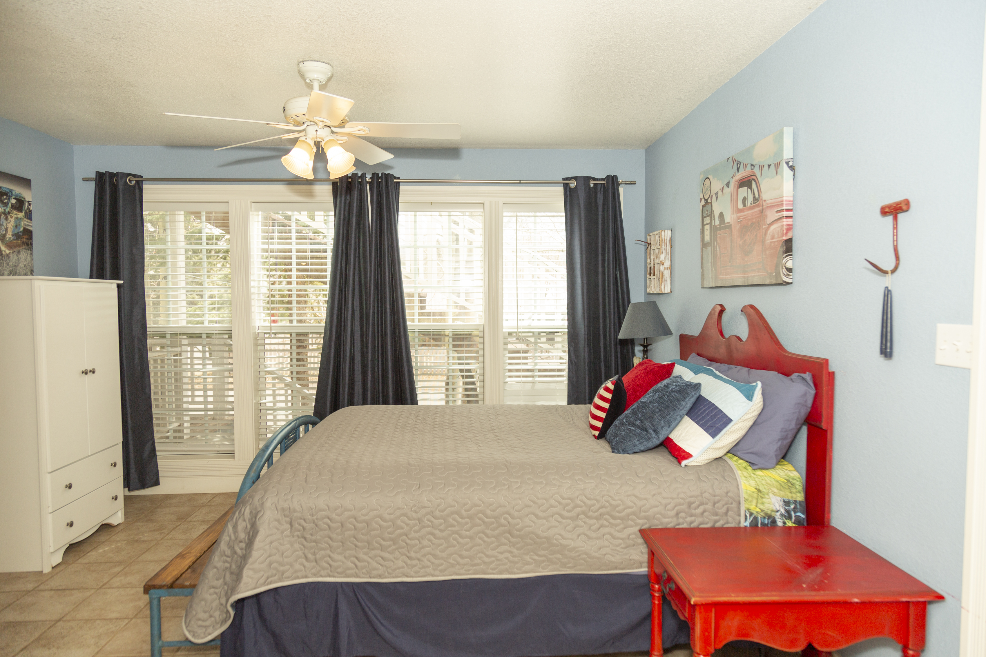 New Listing! The Dusty Rose Inn | Victorian-Style | Main St Stay | Photo 38