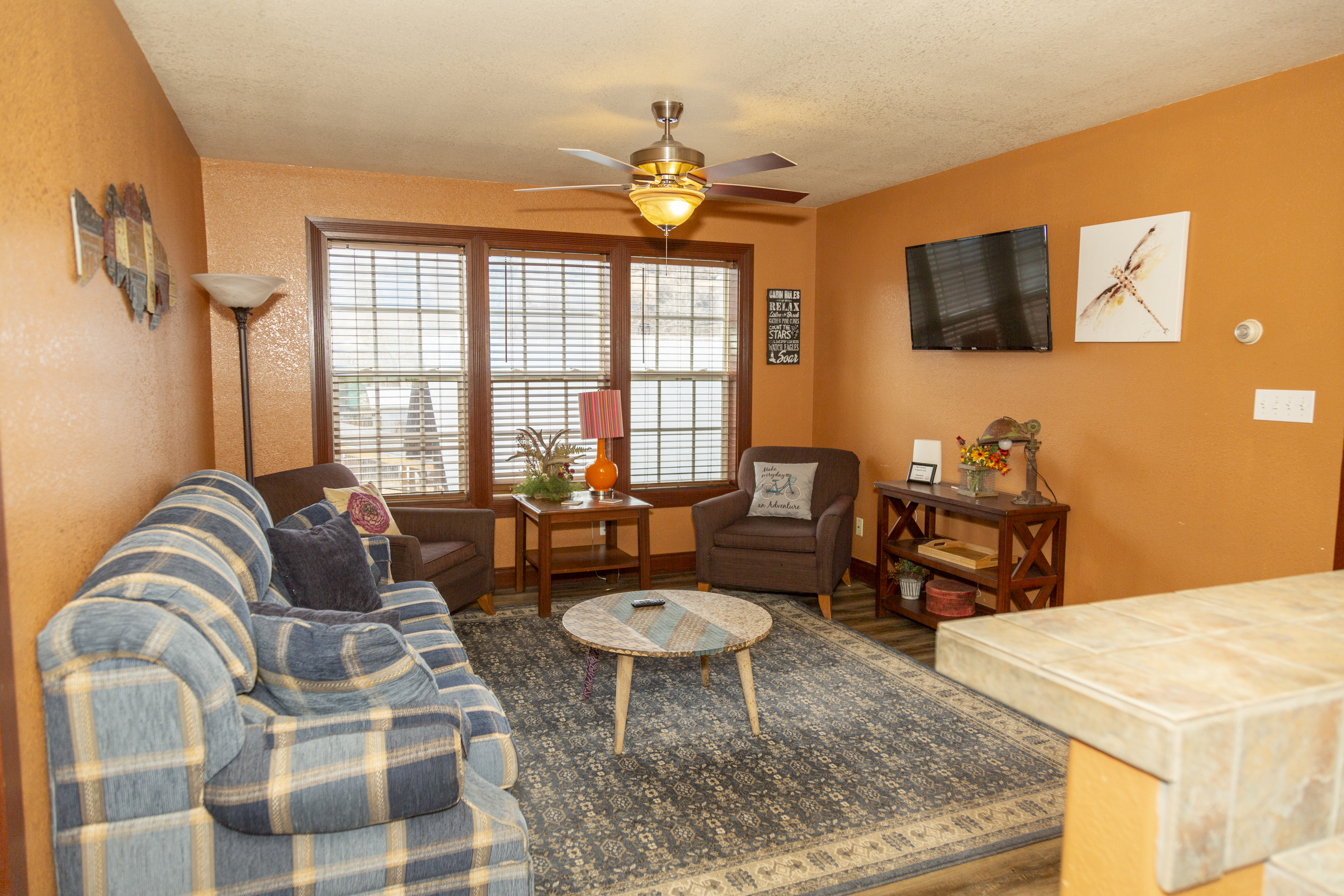 New Listing! The Dusty Rose Inn | Victorian-Style | Main St Stay | Photo 23