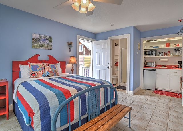 New Listing! Rosewood Studio at Dusty Rose Inn | Main Street Creede 10