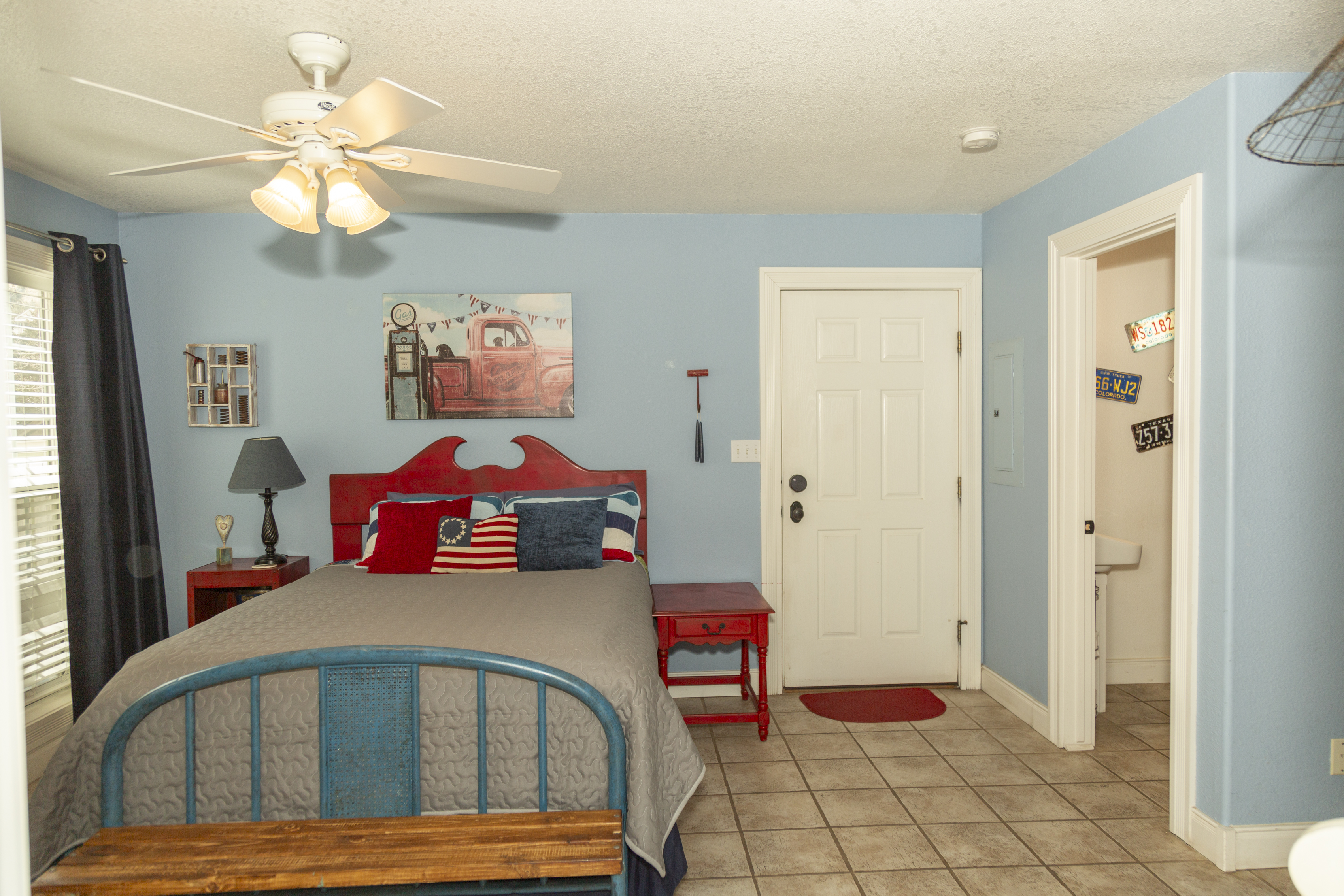 New Listing! Rosewood Studio at Dusty Rose Inn | Main Street Creede | Photo 11