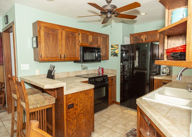 New Listing! Roseview Loft at Dusty Rose Inn | Main Street Creede | 6