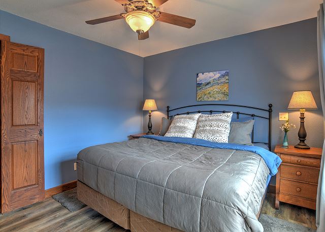 New Listing! Roseview Loft at Dusty Rose Inn | Main Street Creede | 8