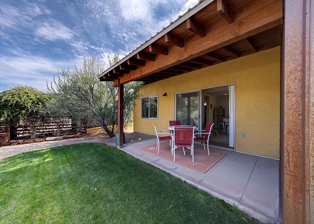 New Listing! The Kayenta | Walkable Downtown Moab Condo 7