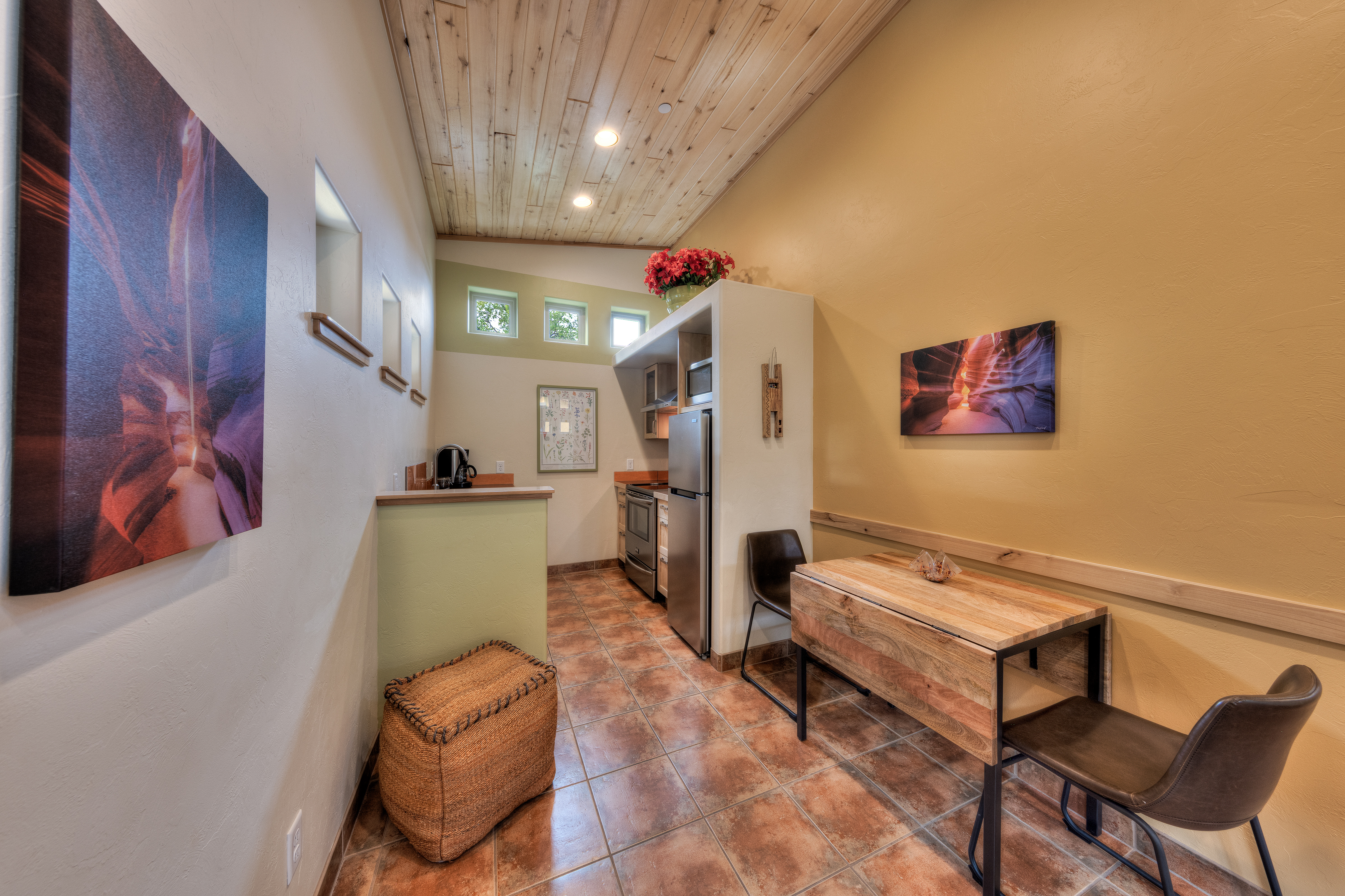 New Listing! The Wingate Flat | Downtown Basecamp | Photo 9