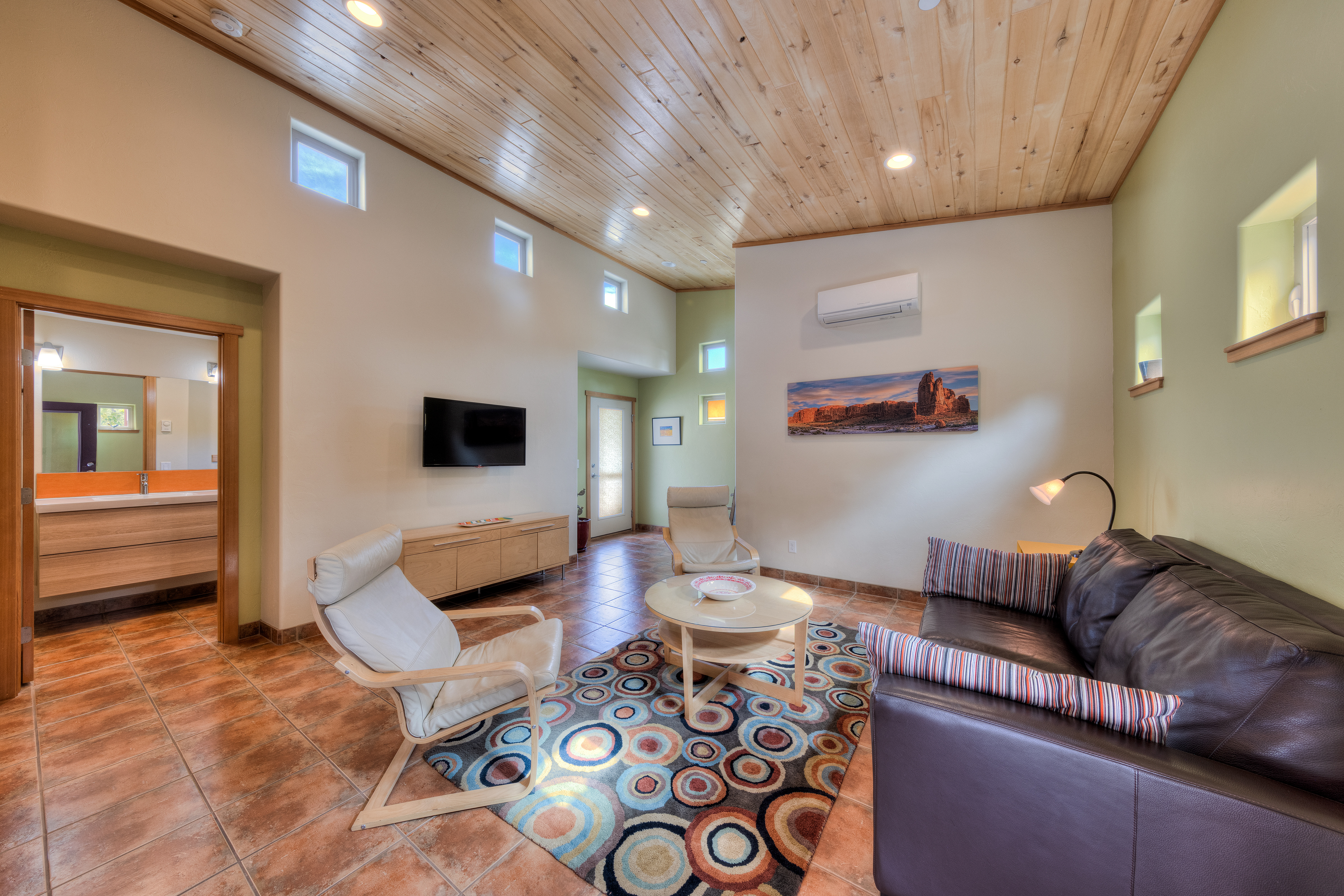 New Listing! The Wingate Flat | Downtown Basecamp | Photo 6