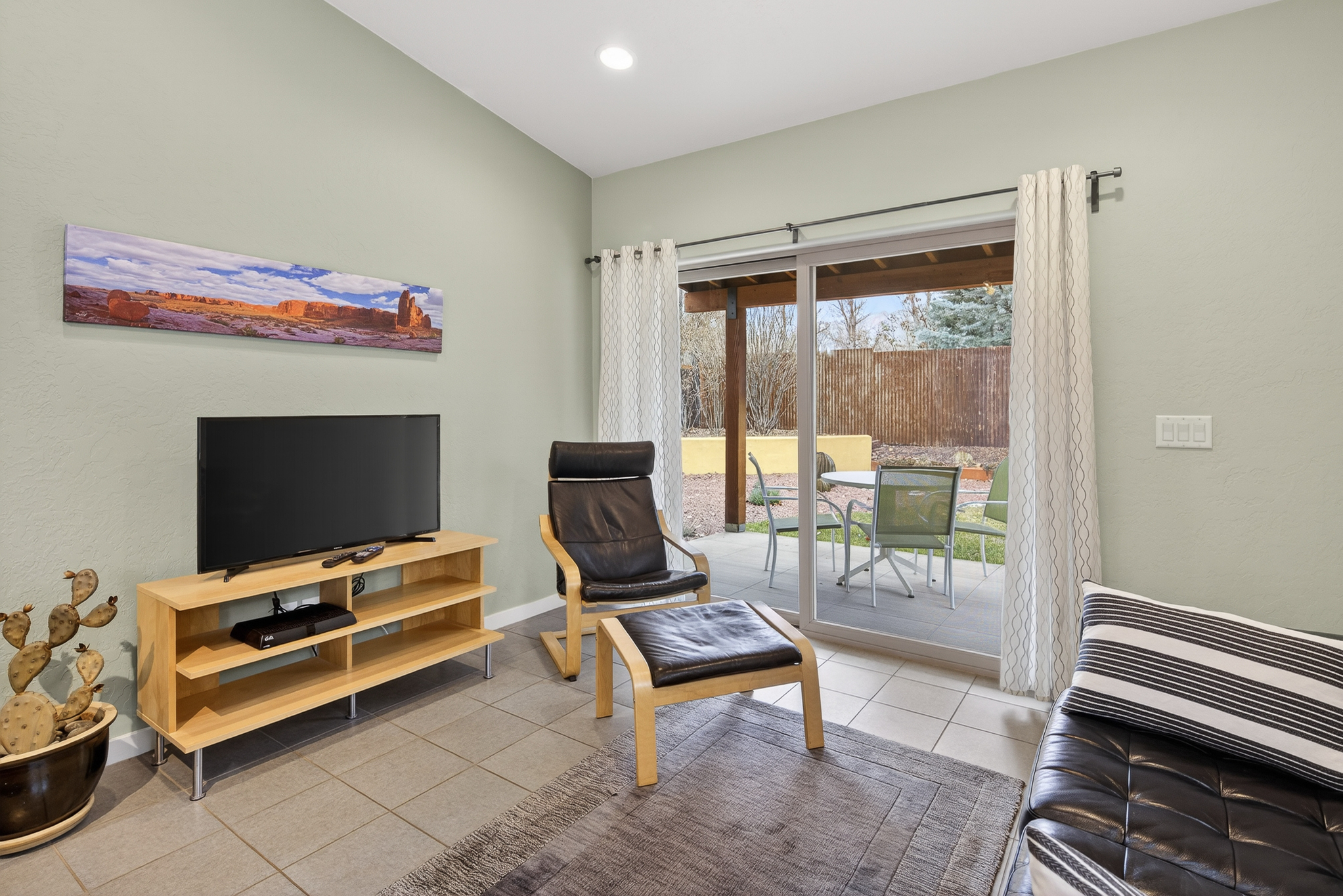 New Listing! The Paradox | Downtown Moab Basecamp | Photo 20