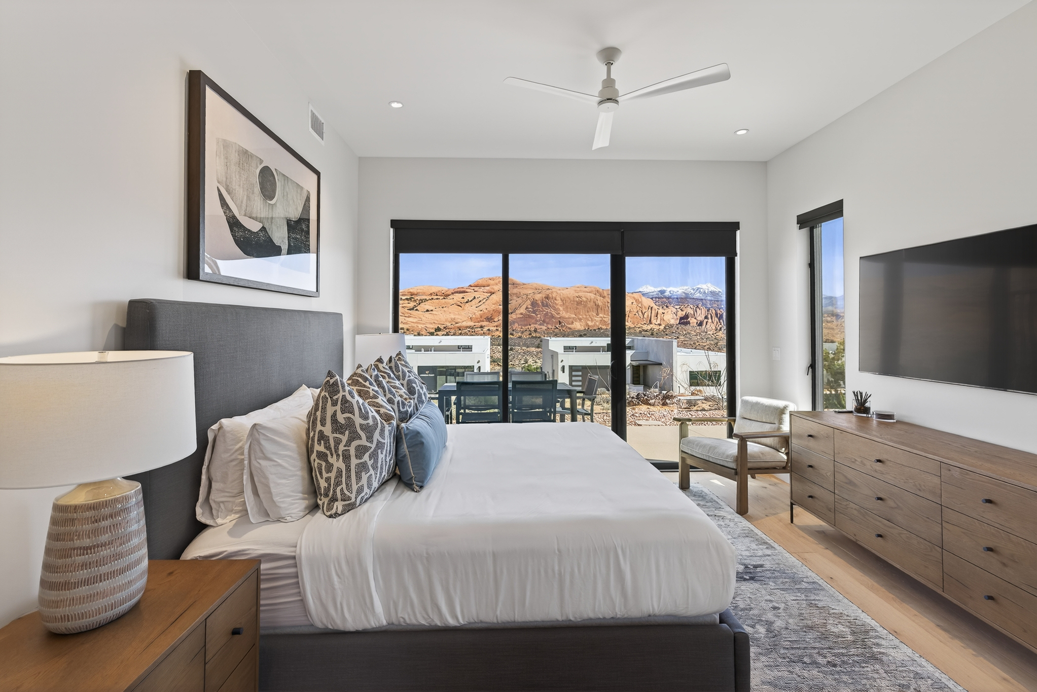 New Listing! The Strata at Lionsback | Ultra Luxury | Hot Tub | Photo 17