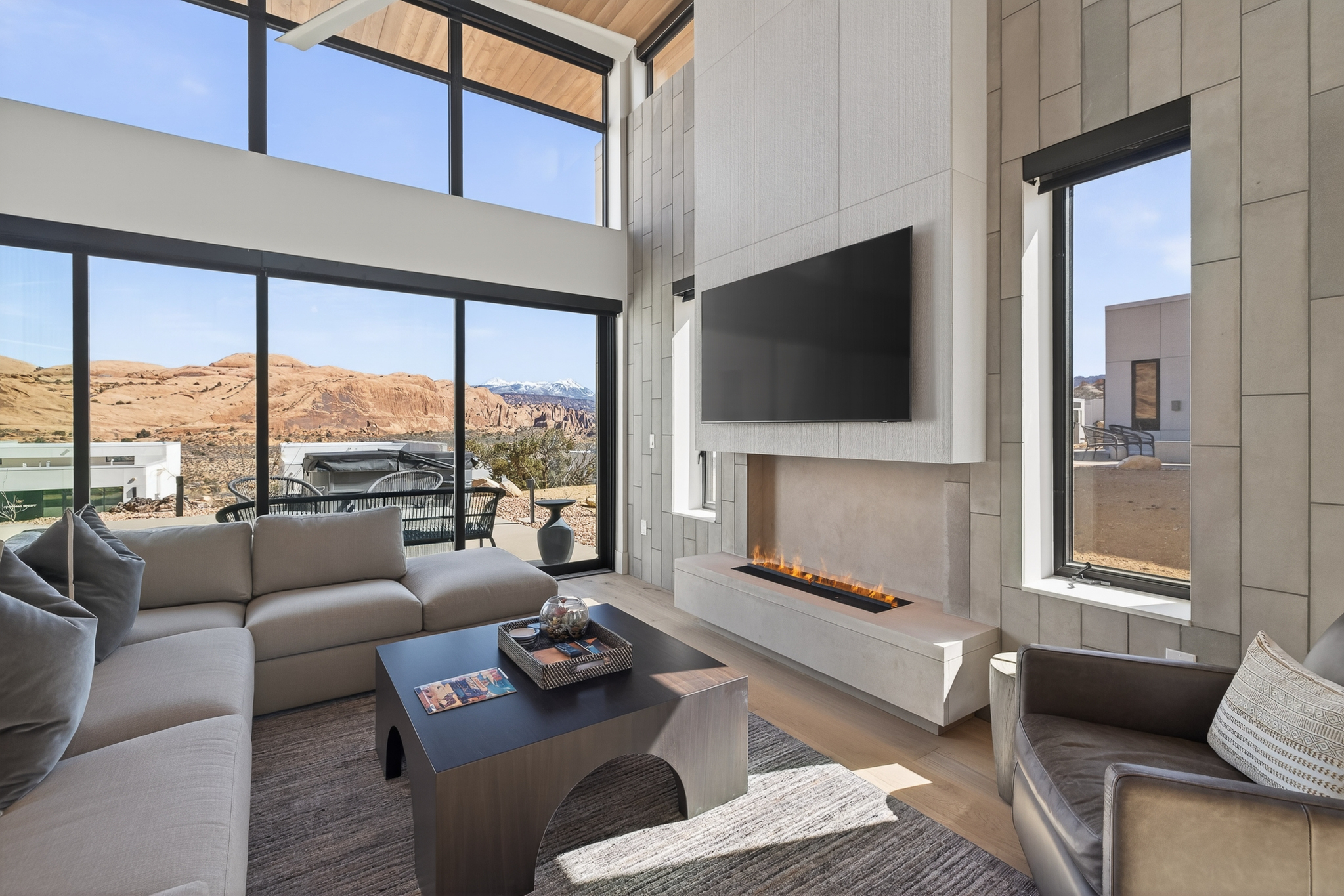 New Listing! The Strata at Lionsback | Ultra Luxury | Hot Tub | Photo 5