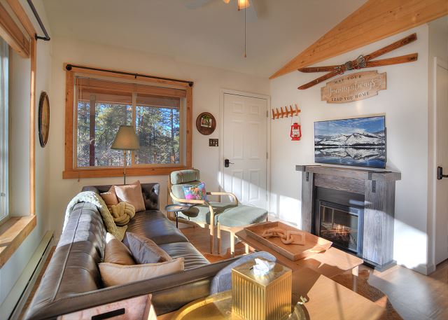 New Listing! Forest Lake Hideout | Private Cabin Surrounded by Pines | Deck 3