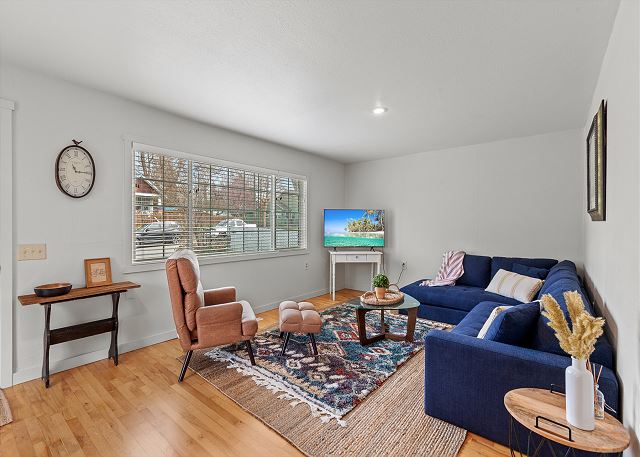 New Listing! Heart of Coeur d’Alene | Pet-Friendly | Yard + Grill 3