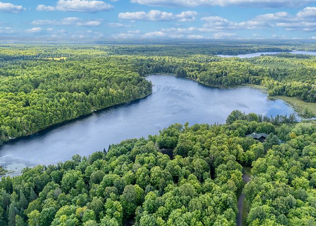 New Listing! Little Martha Lake Lodge | Private Dock & Screened-In Porch 6