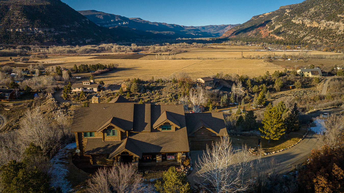 Log Cabin with Amazing deck & views - 3 miles to downtown DGO - Hot Tub/AC | Photo 44