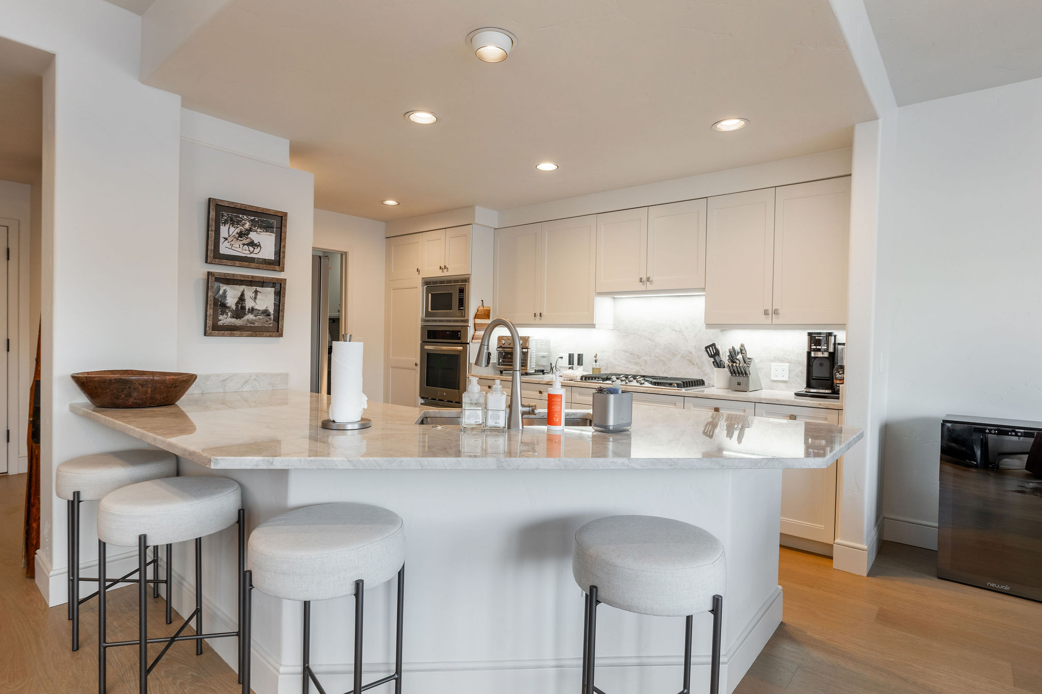 Whip up your favorite meals in this beautifully designed kitchen
