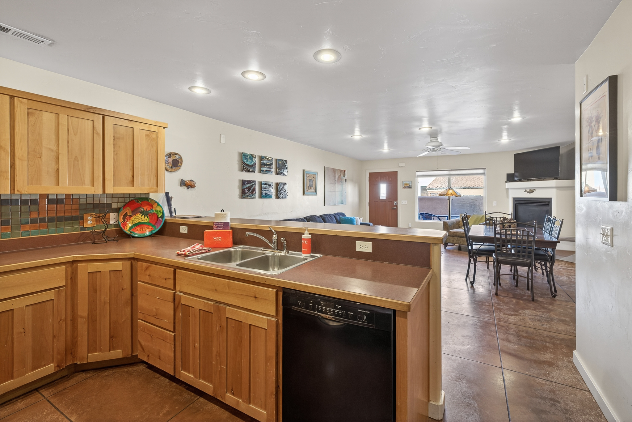 New Listing! The Silver Lizard | A Moab Retreat! | Views | Photo 11