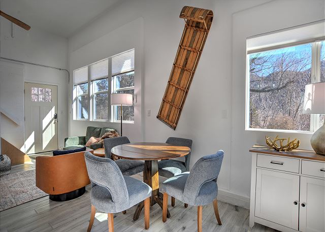 Brand New Fully Remodeled Cabin - 10 Minutes to DGO - AC/EV Charger 2