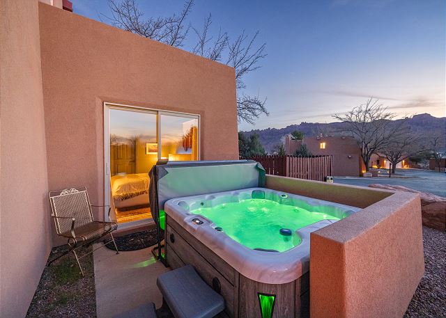 New Listing! Red Rock Retreat | Hot Tub & Fire Pit | Kings in Every Room 4