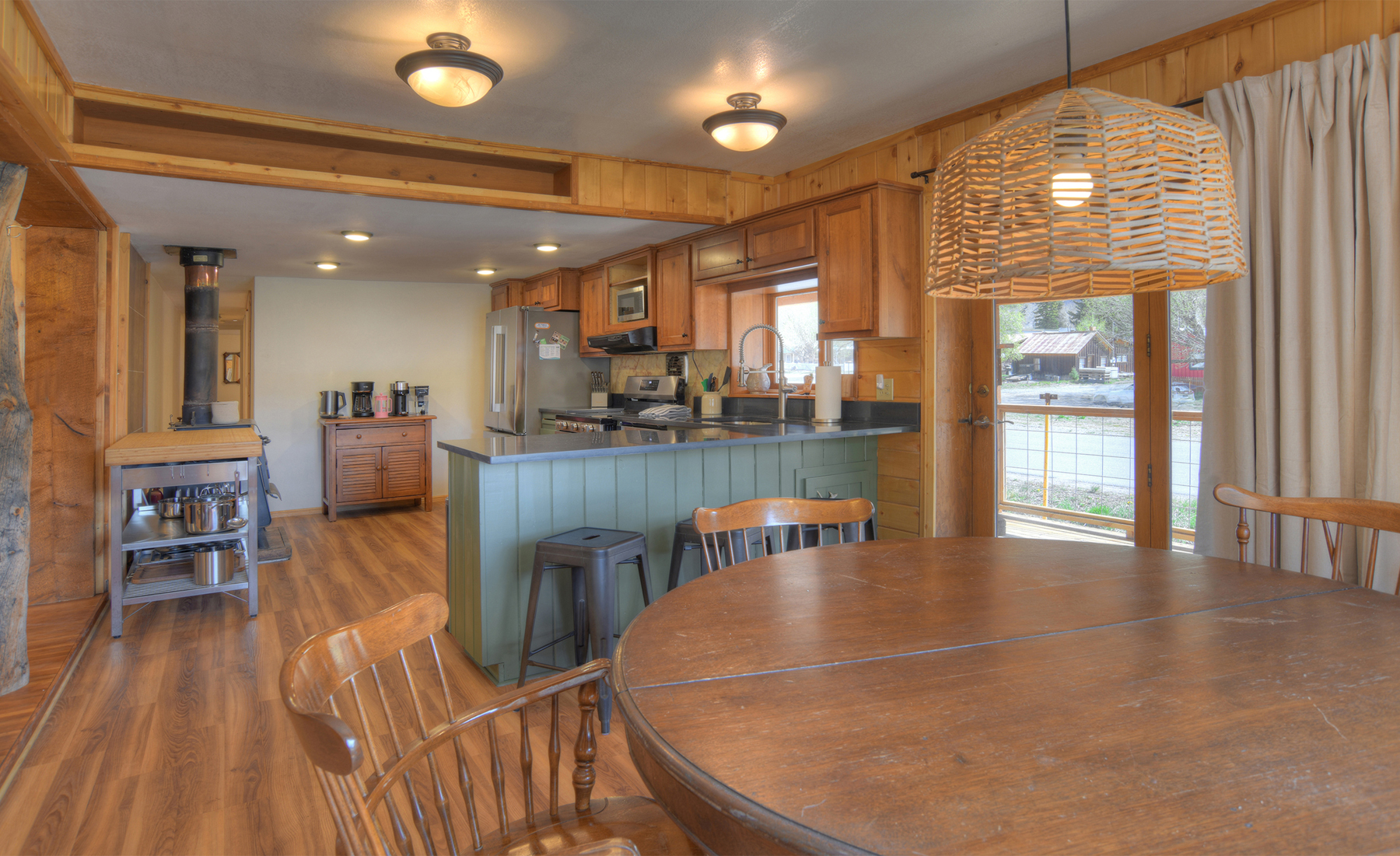 Open dining, kitchen and living room. 