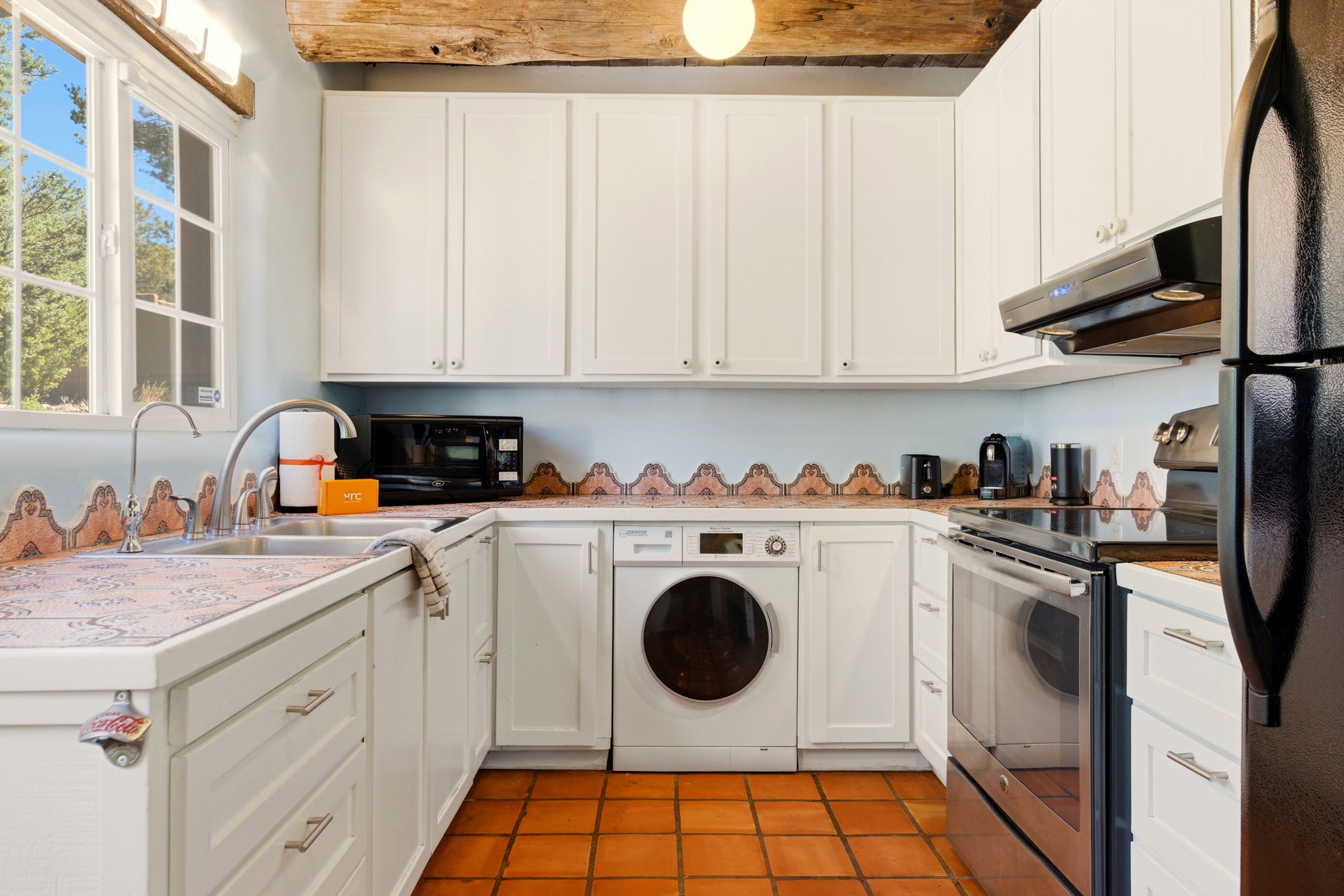 New Listing! Private Casita | Hot Tub | 10 Min to Plaza | Photo 14