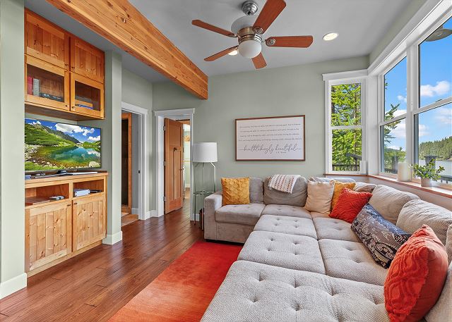 New Listing! Lakefront | Spacious Deck | Private Dock | Hot Tub | Tram 3