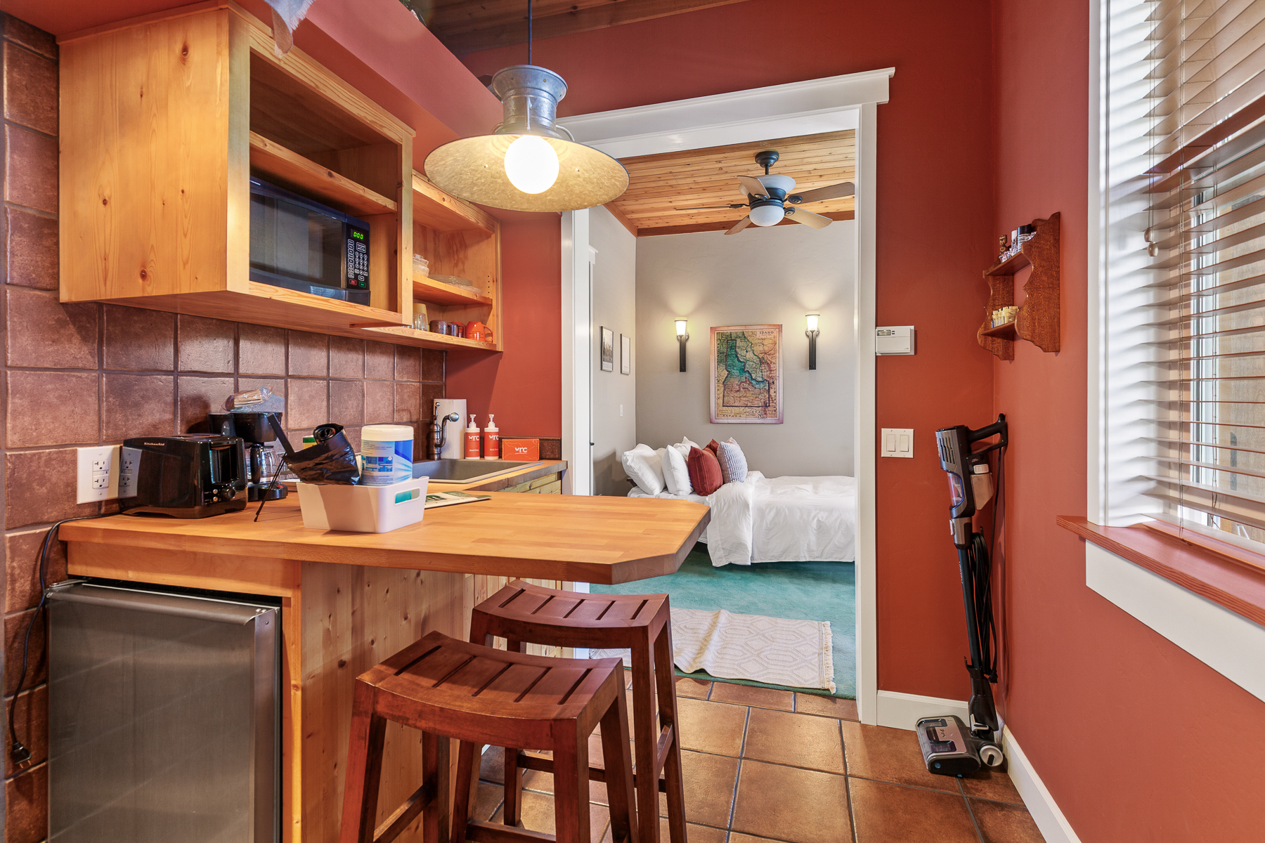 New Listing! Lakefront | Spacious Deck | Private Dock | Hot Tub | Tram | Photo 36