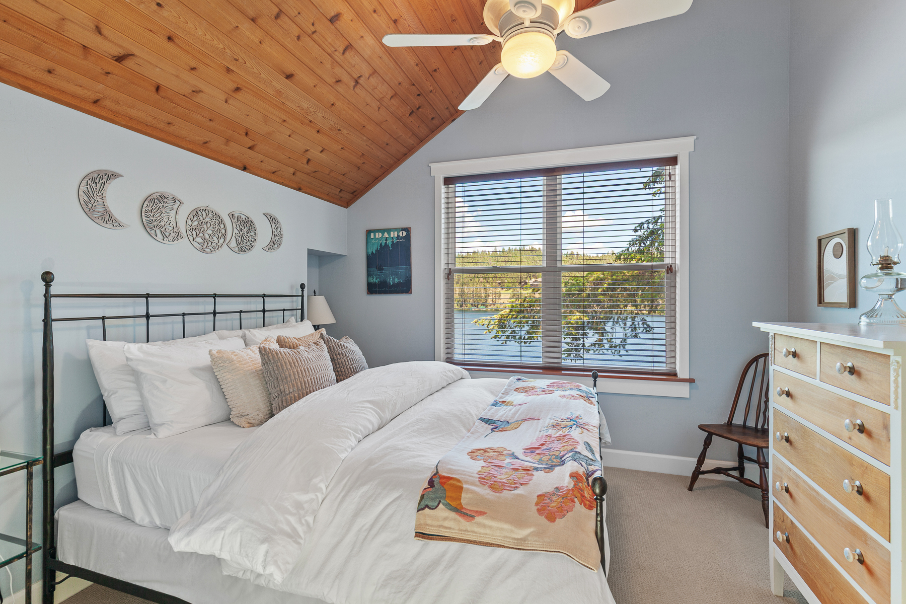 New Listing! Lakefront | Spacious Deck | Private Dock | Hot Tub | Tram | Photo 14