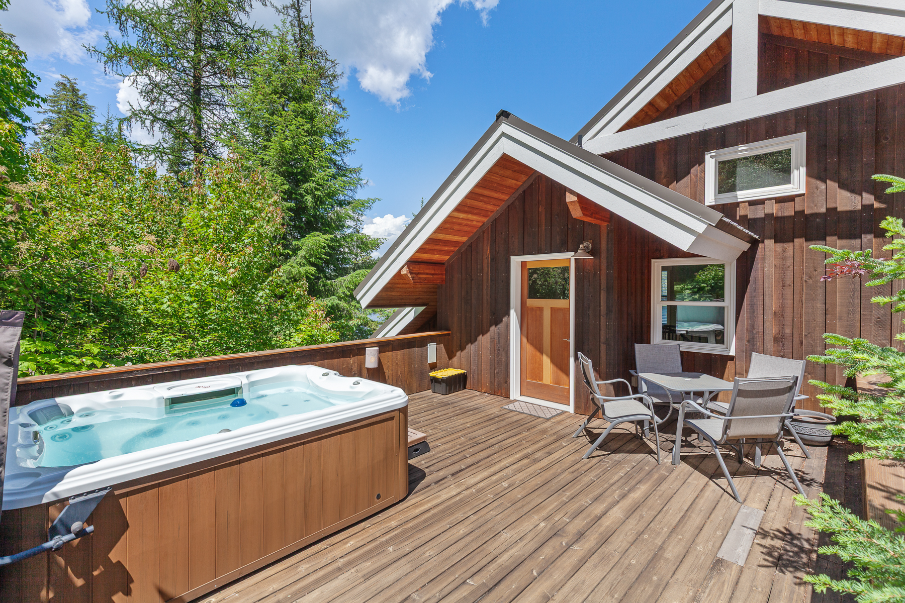 New Listing! Lakefront | Spacious Deck | Private Dock | Hot Tub | Tram | Photo 2