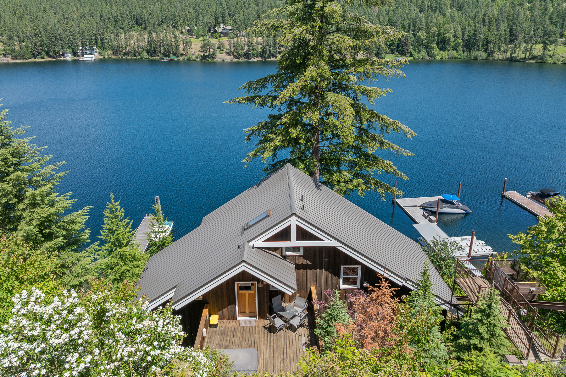 New Listing! Lakefront | Spacious Deck | Private Dock | Hot Tub | Tram | Photo 45