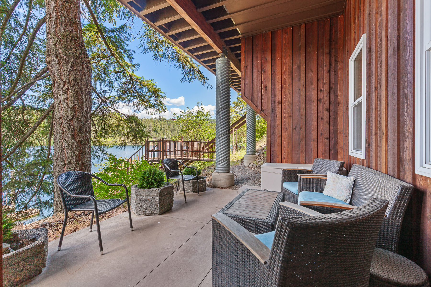 New Listing! Lakefront | Spacious Deck | Private Dock | Hot Tub | Tram | Photo 41