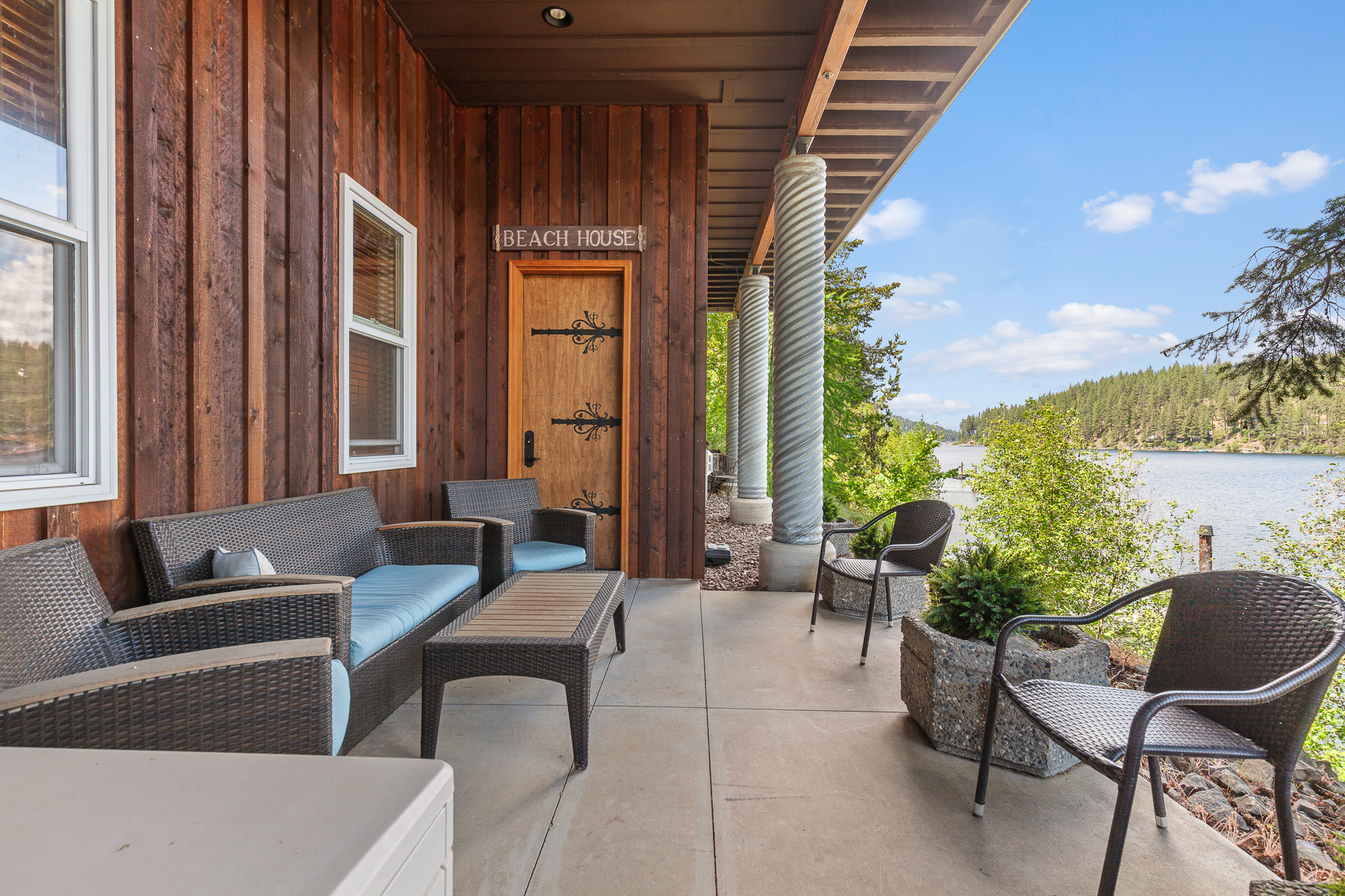 New Listing! Lakefront | Spacious Deck | Private Dock | Hot Tub | Tram | Photo 35