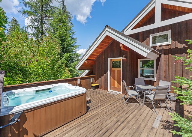 New Listing! Lakefront | Spacious Deck | Private Dock | Hot Tub | Tram 2
