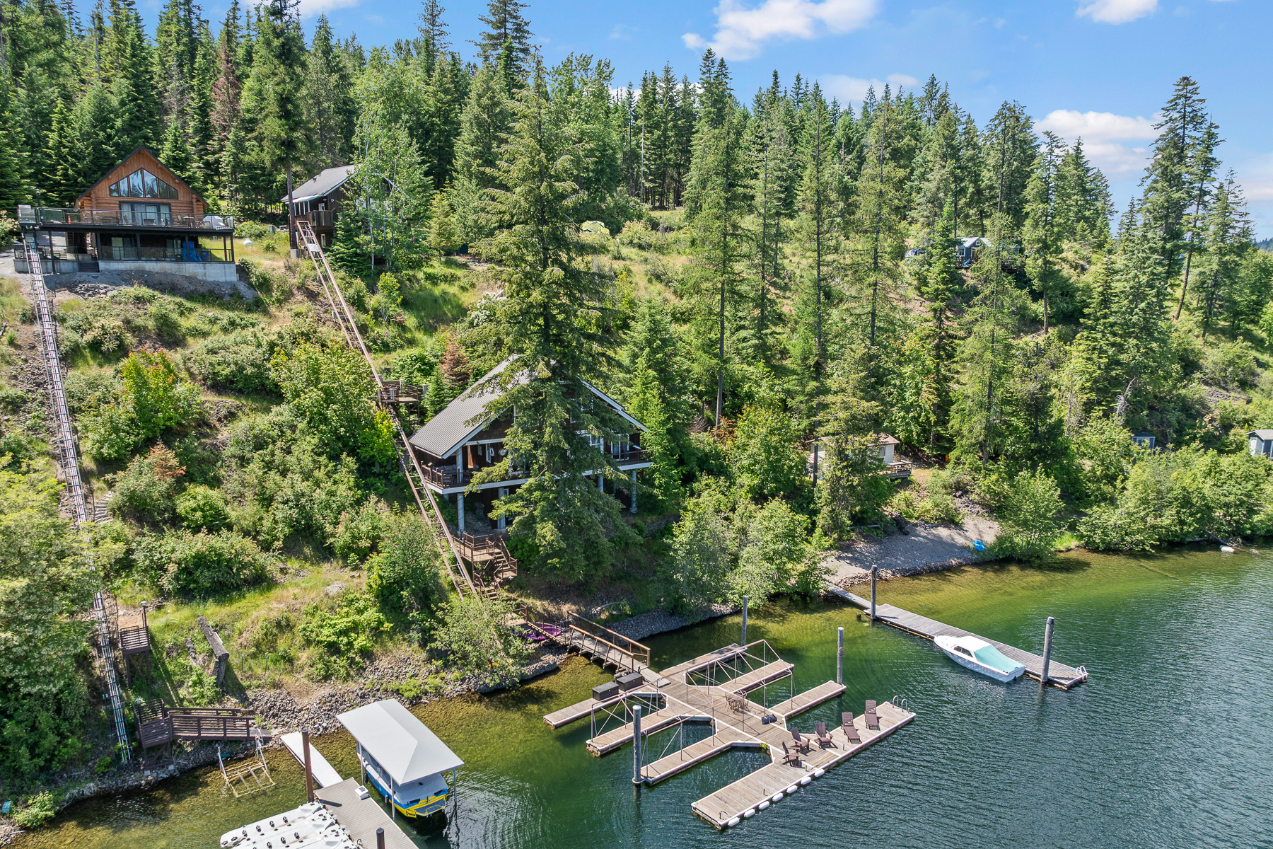 View of Echo Bay Lodge. 