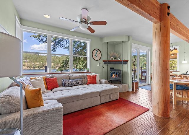 New Listing! Lakefront | Spacious Deck | Private Dock | Hot Tub | Tram 7